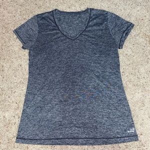 Medium grey short sleeve tee